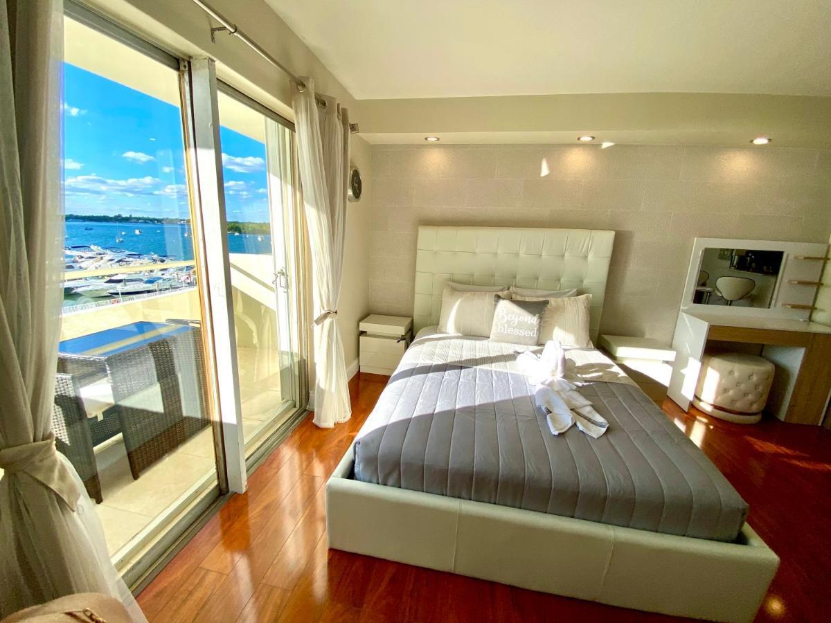 Modern Waterfront Apartment With Miami Skyline View, Free Parking 5 Mins Drive To Miami Beach Exterior foto